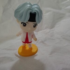 BTS TinyTAN Suga McDonalds Happy Meal Toy Figure BTS Kpop Collector White Jacket